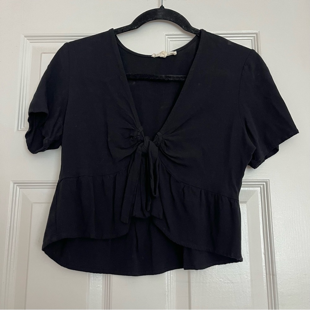 Black Tie Front Crop Top (Pacsun)